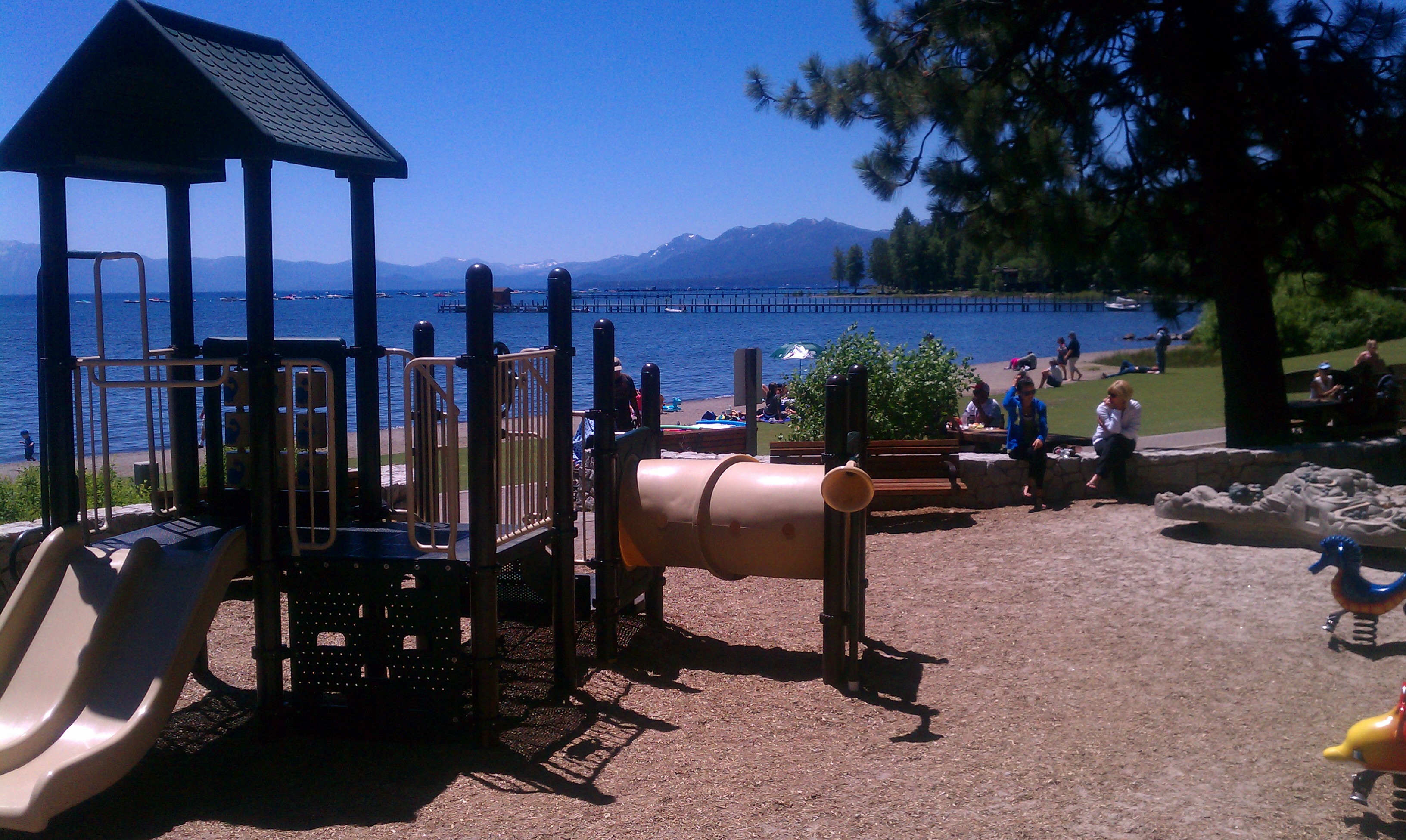 Tahoe City Commons Beach Image 3